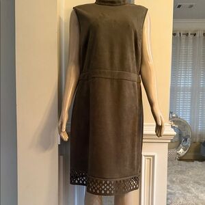 Elegant Sleeveless Dark Green Suede Dress
